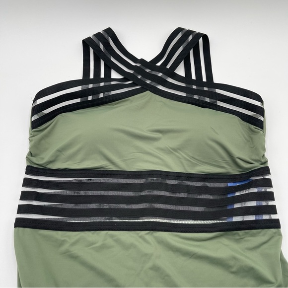 Hilor Women's One Piece Front Crossover Hollow Bathing Suit Size Large NWT - Picture 3 of 12